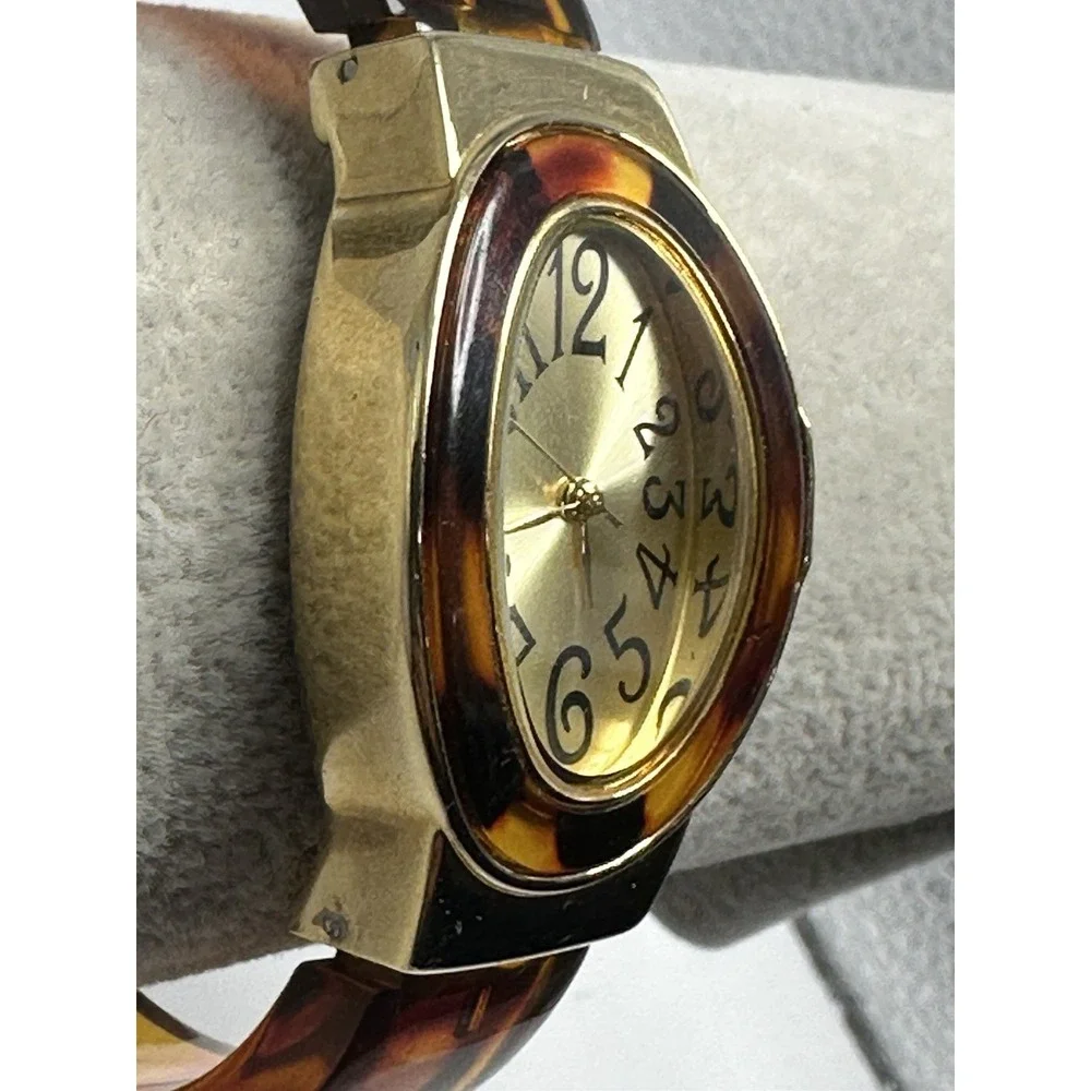 Avon Ladies Cuff Watch F3111441 New Battery 29MM‎ 6.25